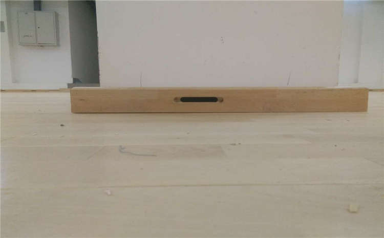 體育館專用實(shí)木地板簡(jiǎn)介