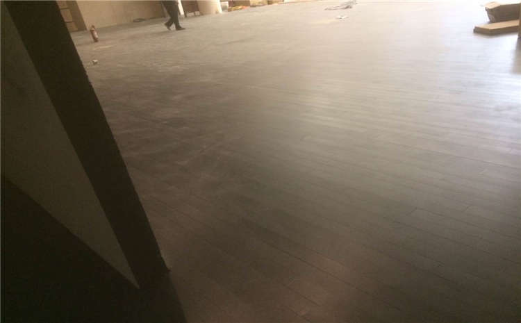 22厚舞臺木地板主輔龍骨結(jié)構(gòu)