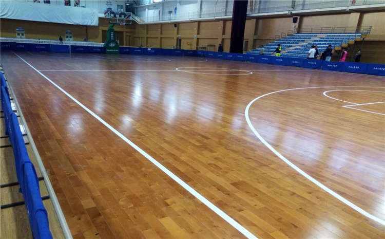 24厚運(yùn)動(dòng)籃球地板多少錢一平米？