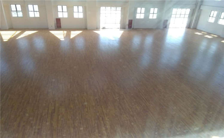 硬木企口籃球運動地板造價是的多少？