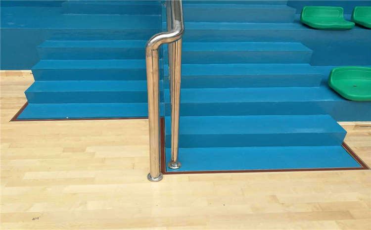 楓樺木籃球場木地板一般多少錢？