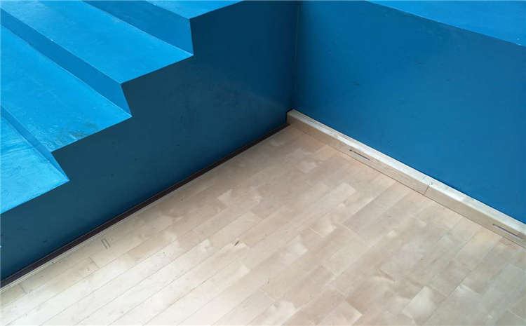 學(xué)校舞臺運動木地板怎么維修？