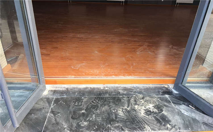 24厚運(yùn)動籃球地板一平米價(jià)格