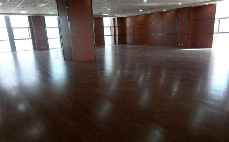 拼接板實木運動地板廠家去哪找？