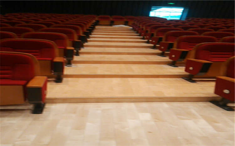 柞木體育館木地板批發(fā)價格