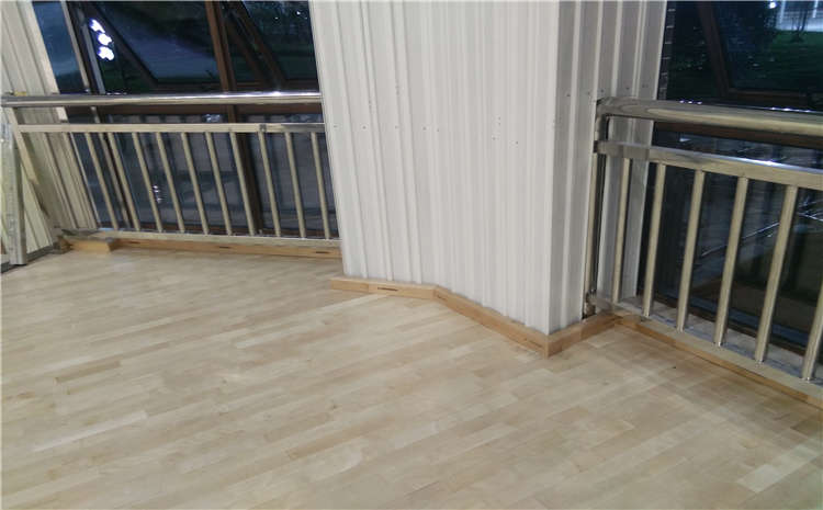 體育木地板安裝驗(yàn)收什么？