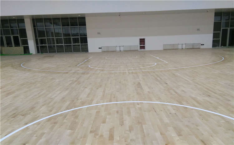 專業(yè)的籃球館木地板怎么維修？
