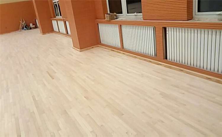 專業(yè)的籃球運動地板雙層龍骨結(jié)構(gòu)