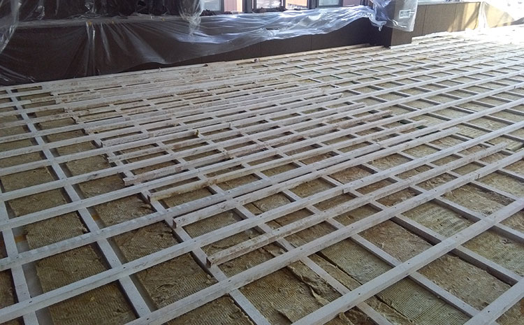 學(xué)校排球館木地板怎么保養(yǎng)？