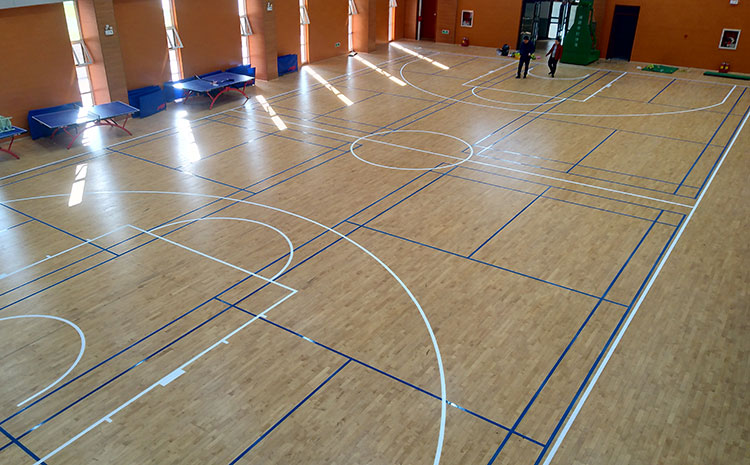 松木舞臺(tái)實(shí)木地板多少錢一平米？