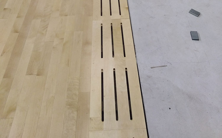 籃球場(chǎng)木地板價(jià)格為什么不同