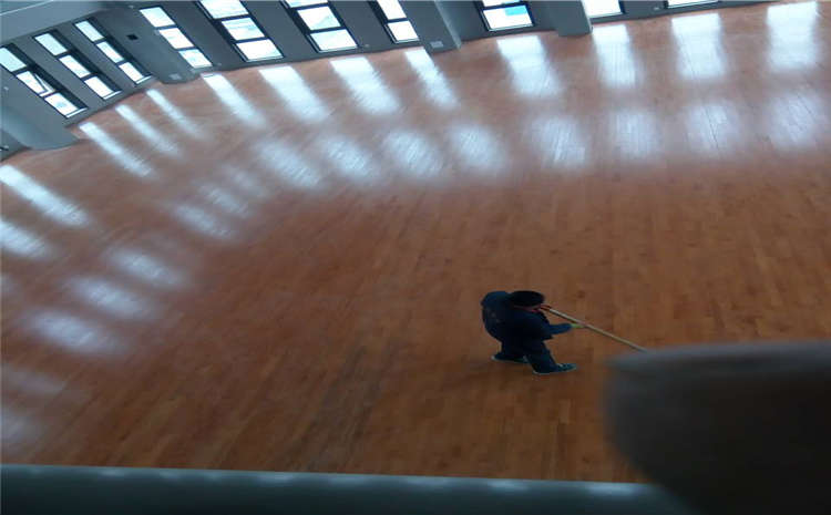 楓木風(fēng)雨操場運(yùn)動(dòng)地板規(guī)格