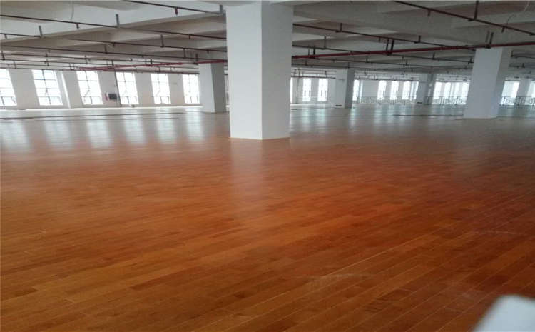 學(xué)?;@球場(chǎng)地板廠