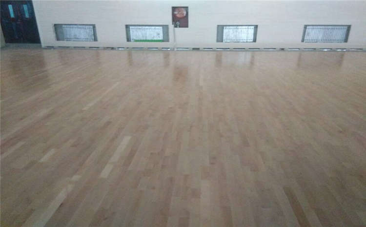22厚舞臺實木地板一般多少錢？